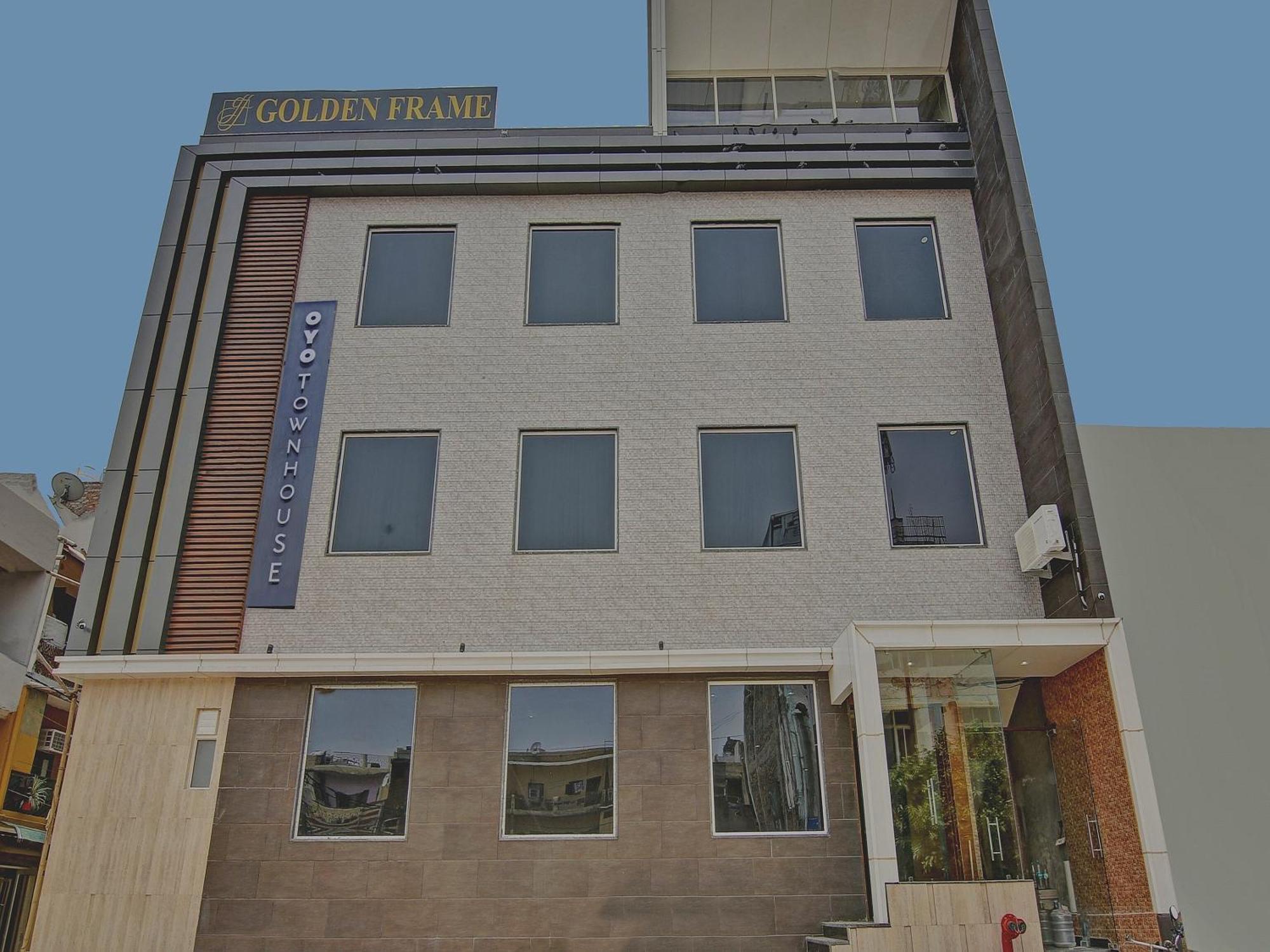 Hotel Townhouse Golden Frame Ghaziabad Exterior foto